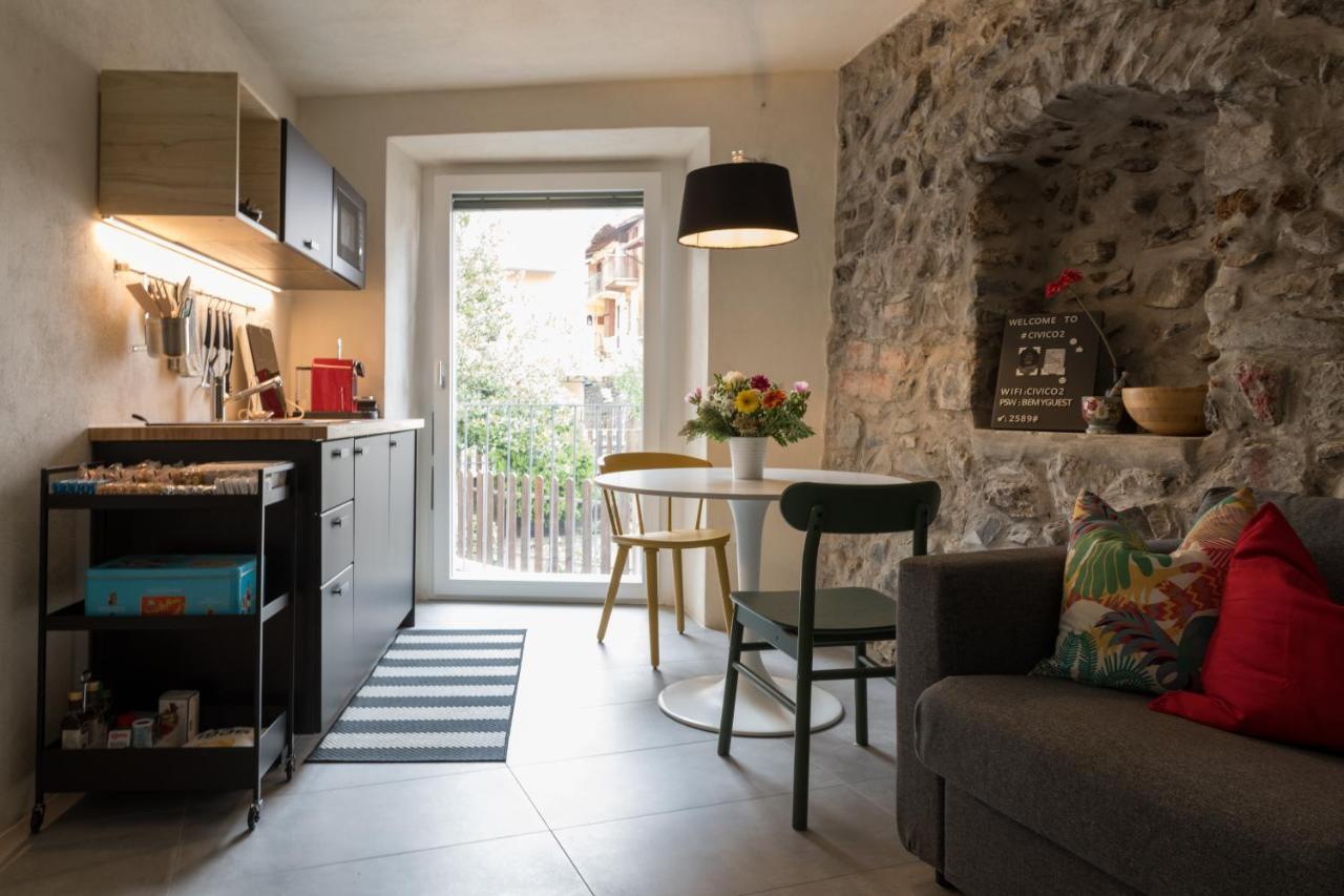 Civico 2 Apartman Costa Volpino Kültér fotó